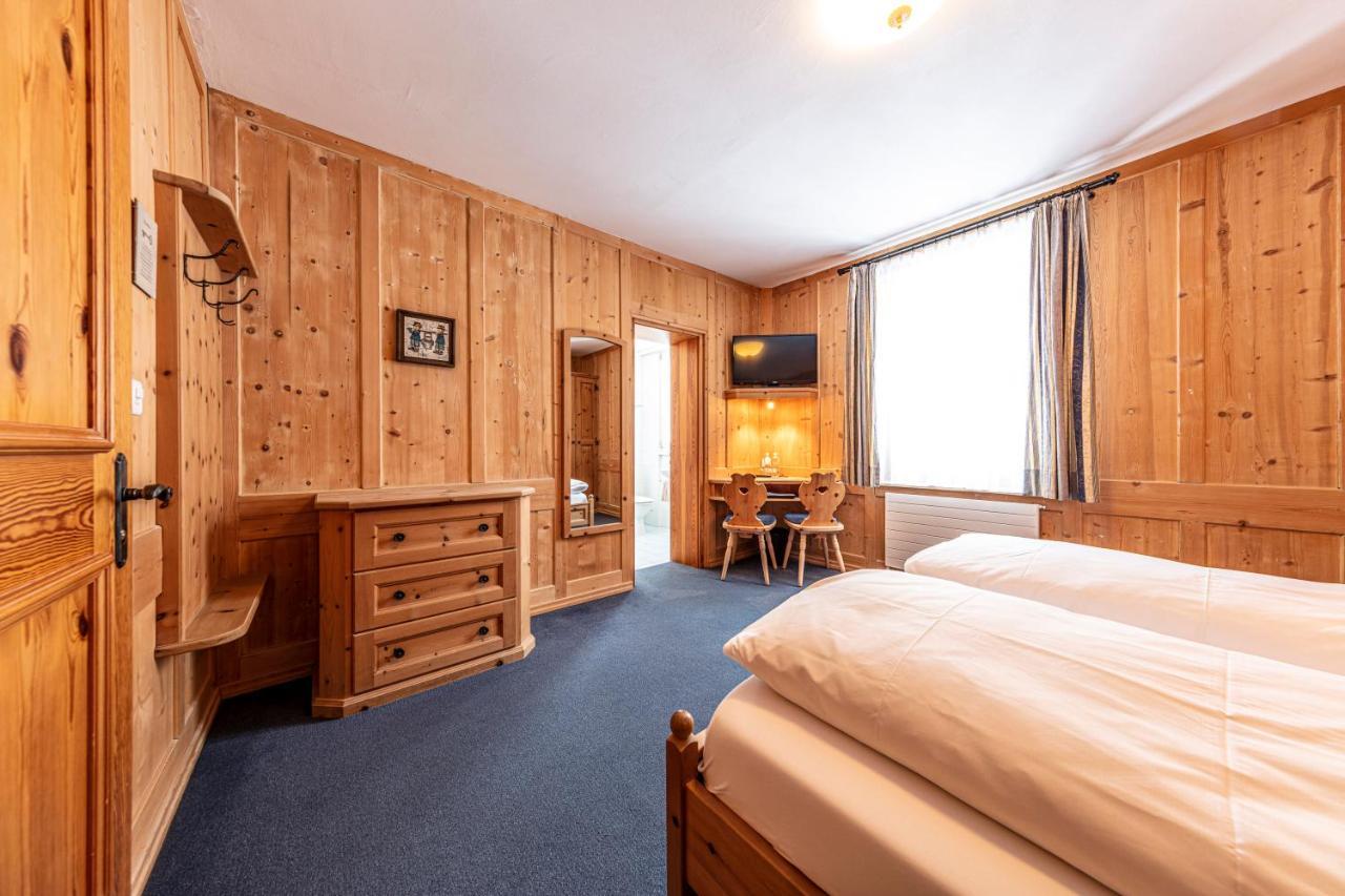 Hotel Filli Scuol Bagian luar foto